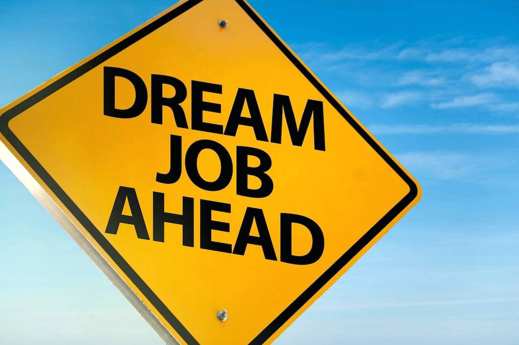 6 Crucial Steps Towards Getting Your Dream Job | The Realtime Report